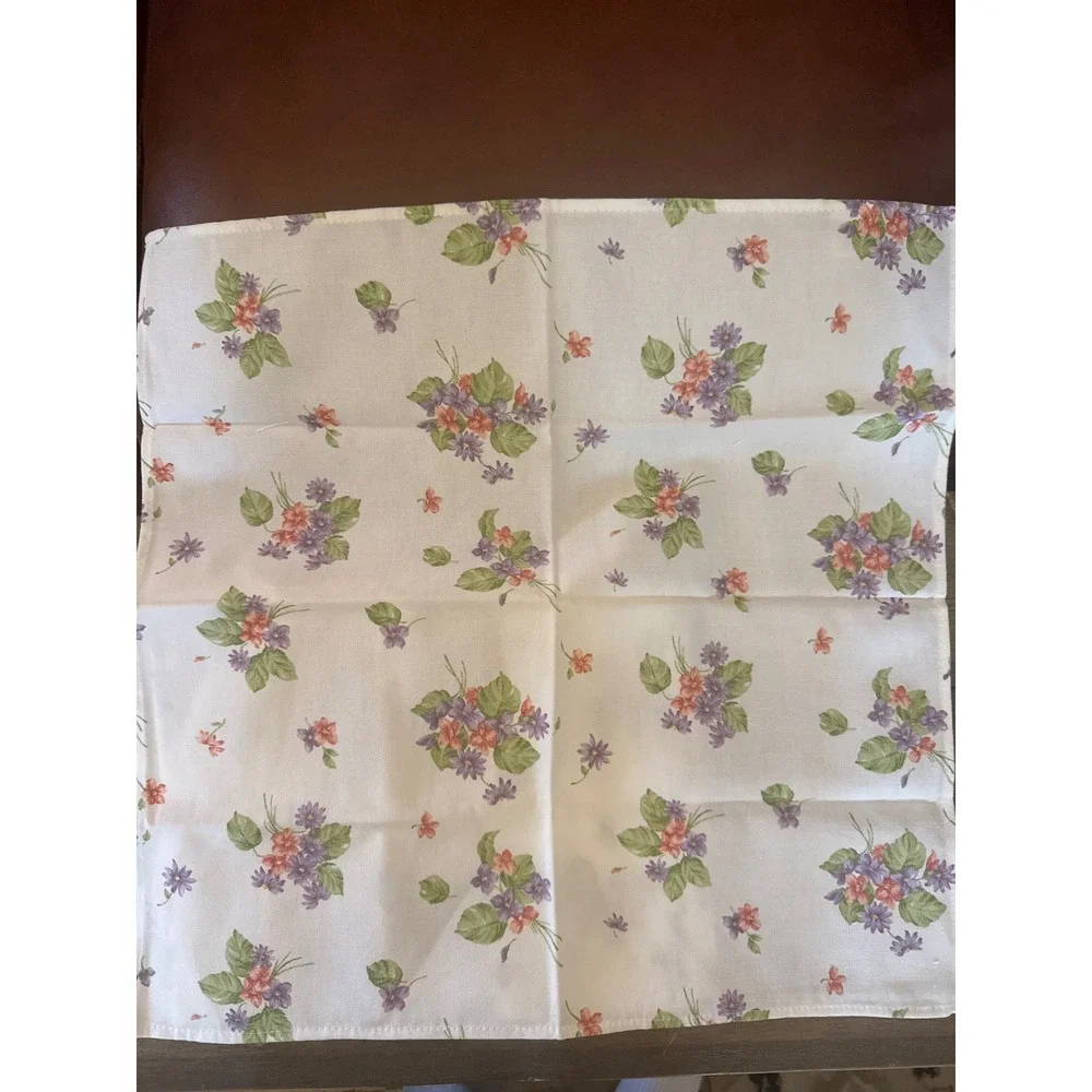Waverly Garden Room Floral Cloth Napkins Set of 6 Purple Violets White 18x18